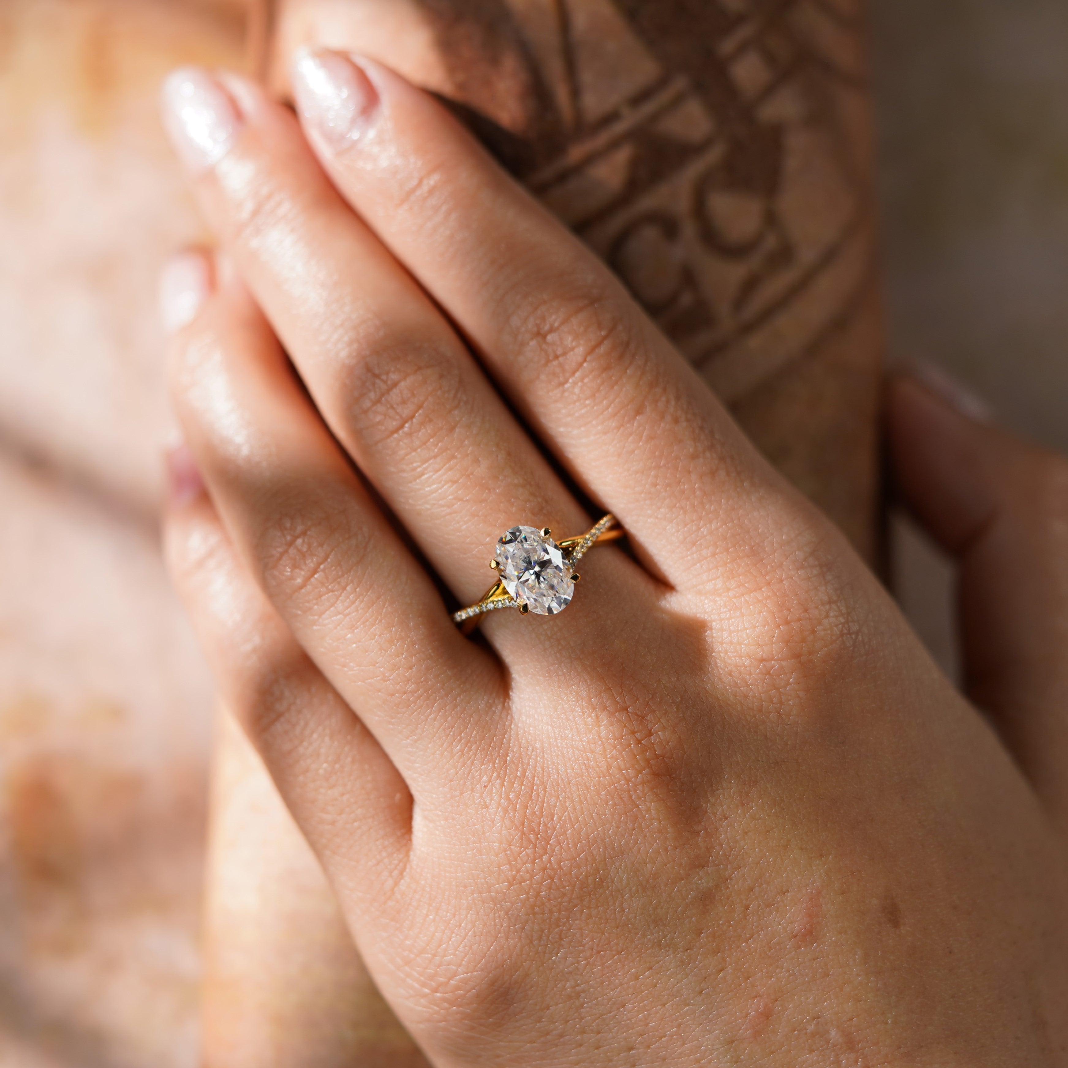 Oval Solitaire Engagement Ring – 2 CT Lab Grown Diamond